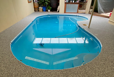 Pool Paving Surrounds